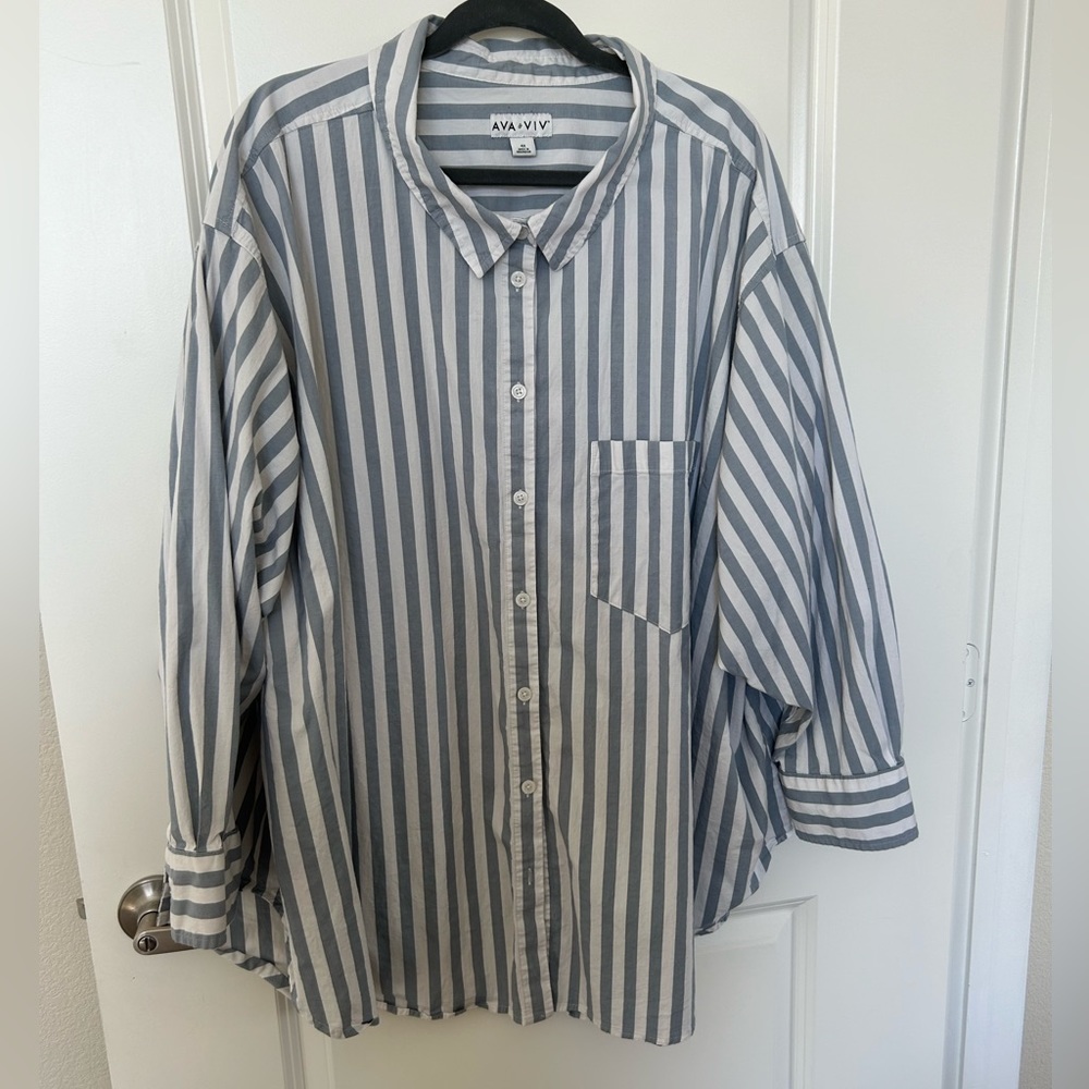 Ava & Viv button down